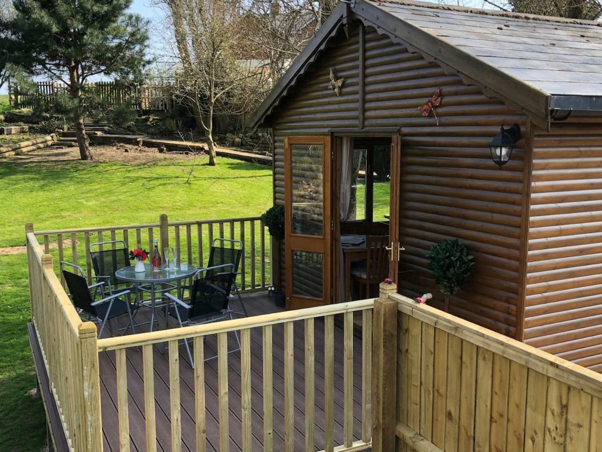 Cosy Dog Friendly Lodge With An Outdoor Bath On The Isle Of Wight Whitwell  المظهر الخارجي الصورة